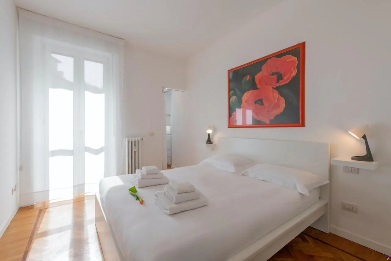 Bnbutler - Verona 12, Porta Romana District Mailand Apartment